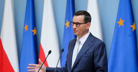 "Jak panu nie rośnie nos?". Zaskakujące pytanie do Morawieckiego