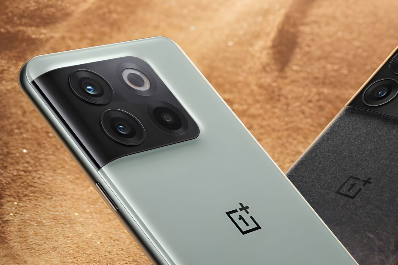 OnePlus 10T w całej okazałości. Wskaż jeden brakujący element