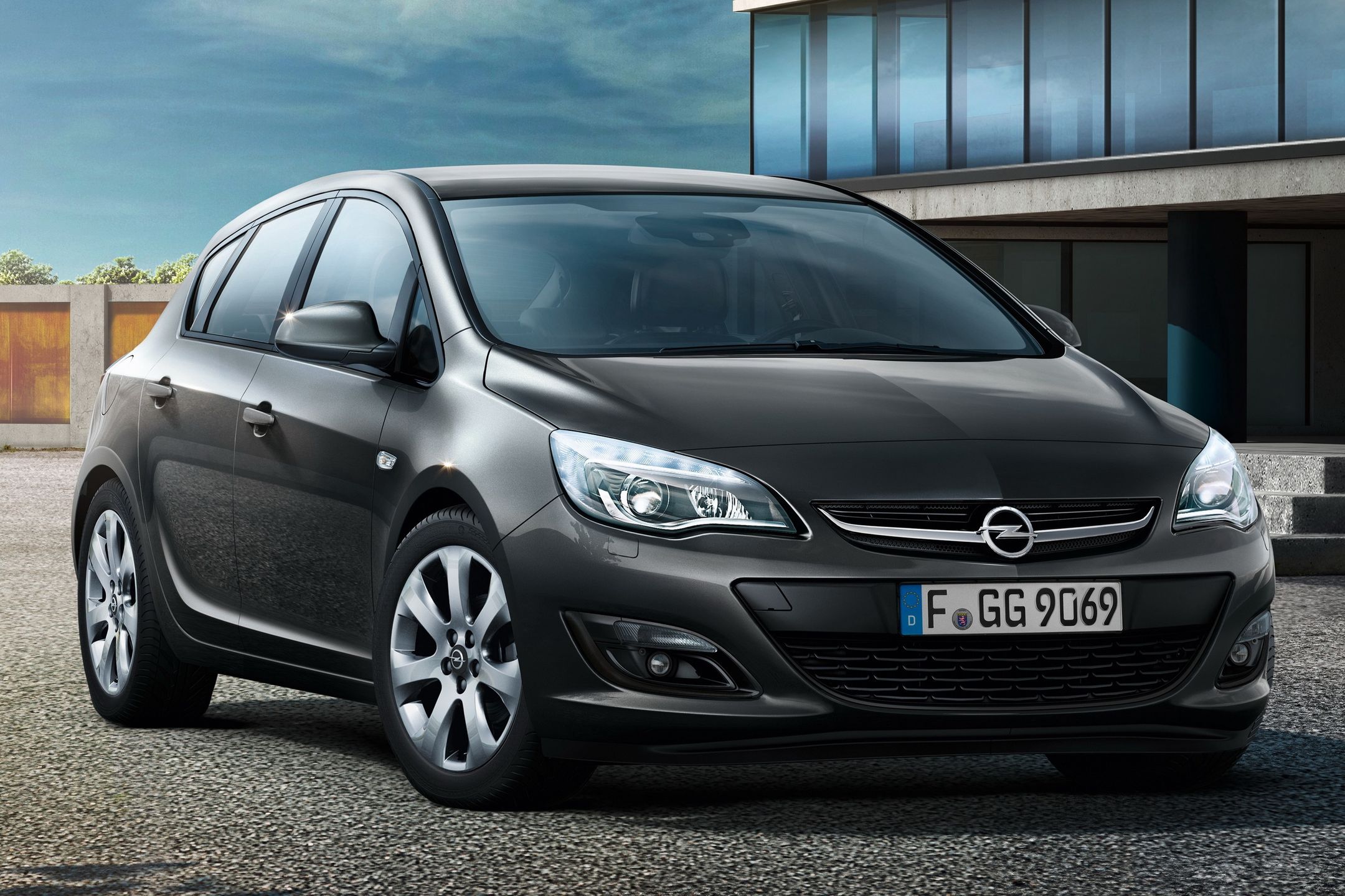 Opel Astra J po liftingu