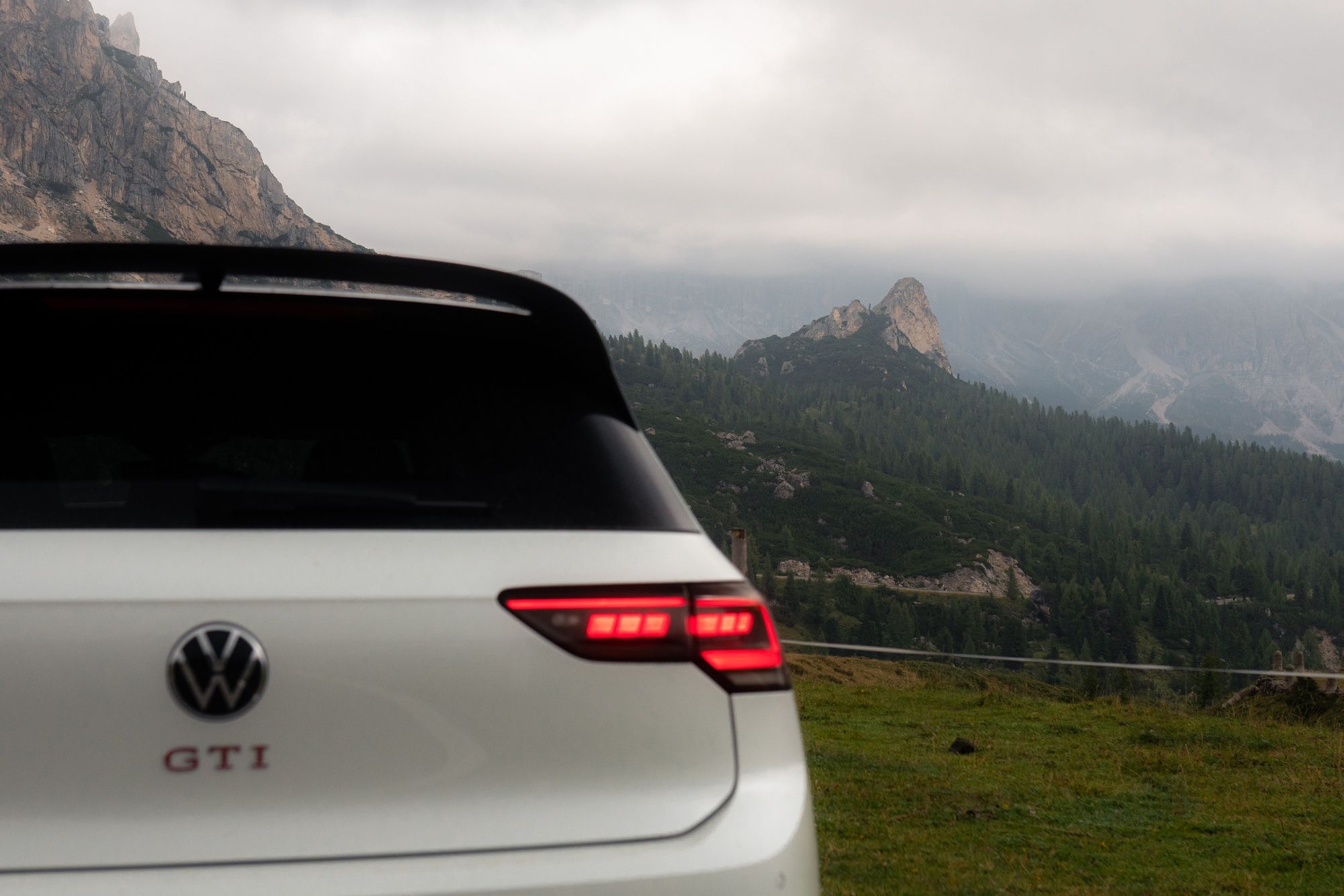 Gran turismo: Volkswagen Golf GTI Clubsport i R w Alpach