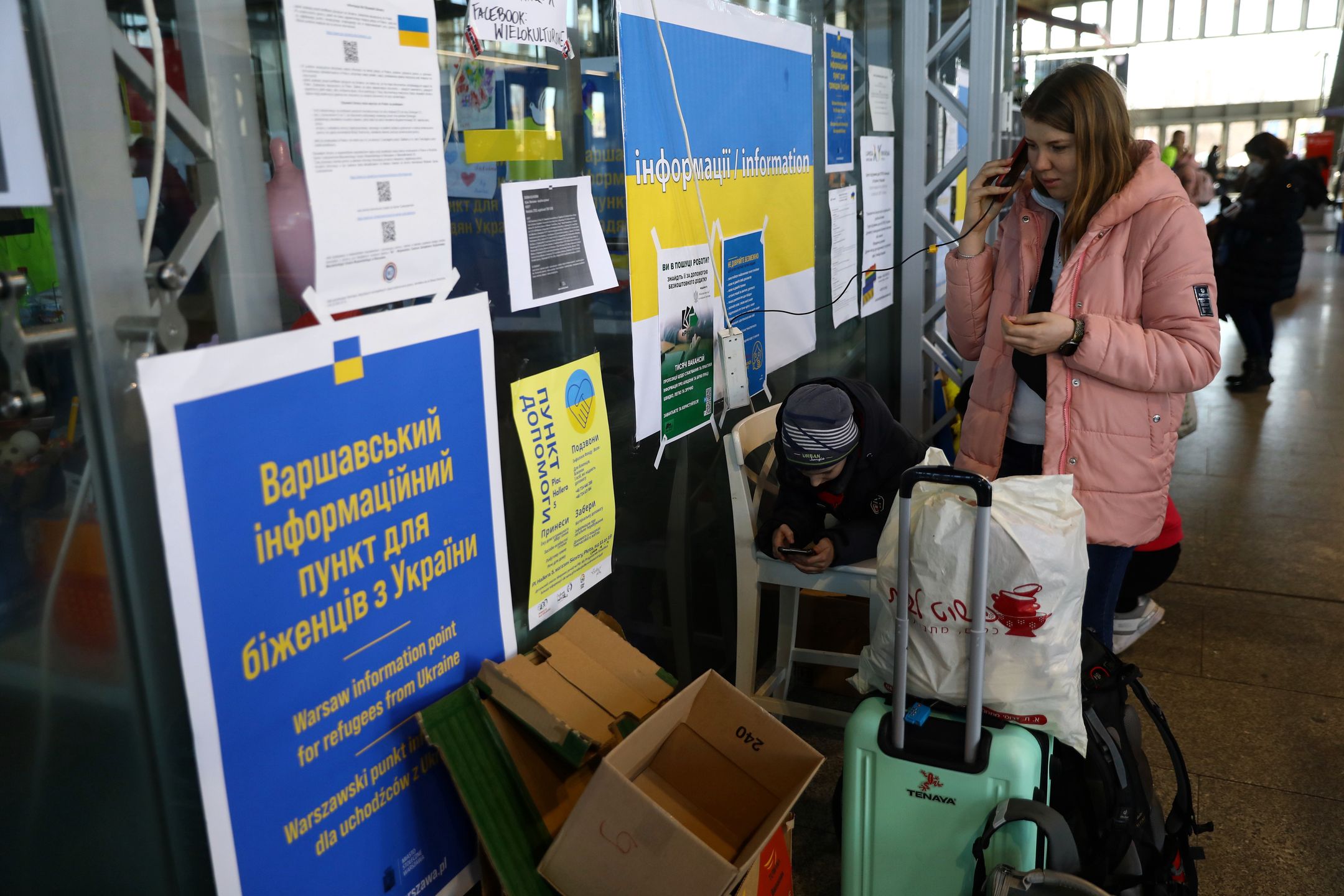 Praca i świadczenia dla uchodźców z Ukrainy 