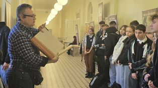 Aleksandrów Kujawski: Niezwykła wystawa o historii Biblii i pisma w Miejskiej Bibliotece Publicznej
