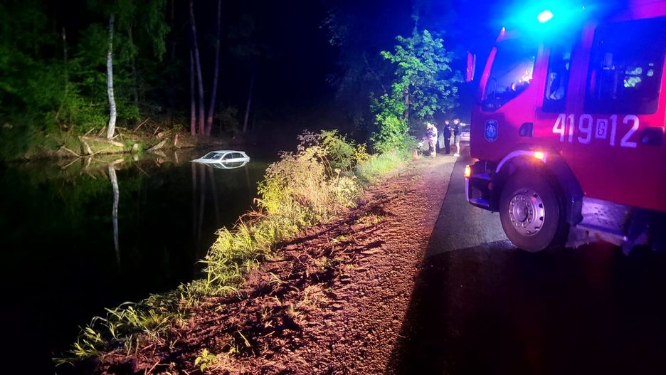 
REKLAMA

REKLAMA

REKLAMA

REKLAMA

Niefortunny finał majówki. Kierowca utopił mercedesa w Wielkim Kanale Brdy