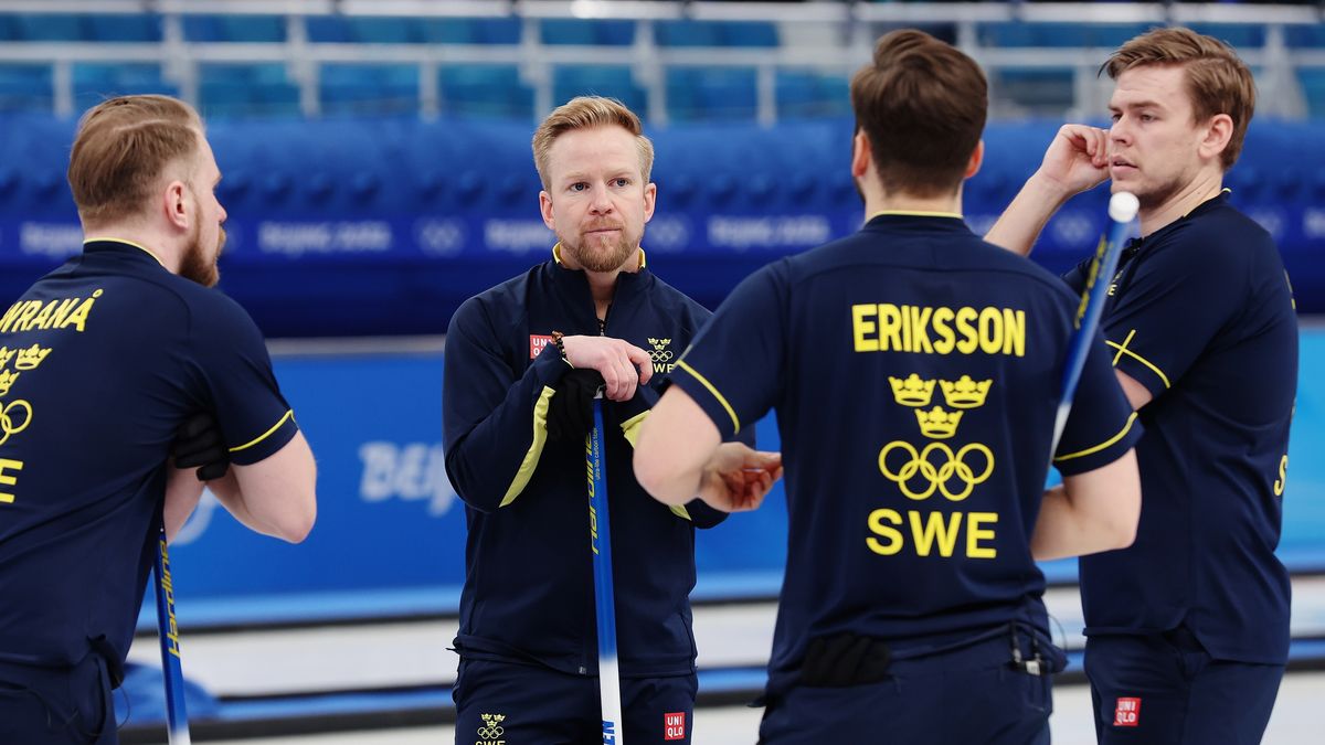 Zdjęcie okładkowe artykułu: Getty Images / Lintao Zhang / Na zdjęciu (od lewej): Rasmus Wranaa, Niklas Edin, Oscar Erikkson i Christoffer Sundgren - reprezentanci Szwecji w curlingu