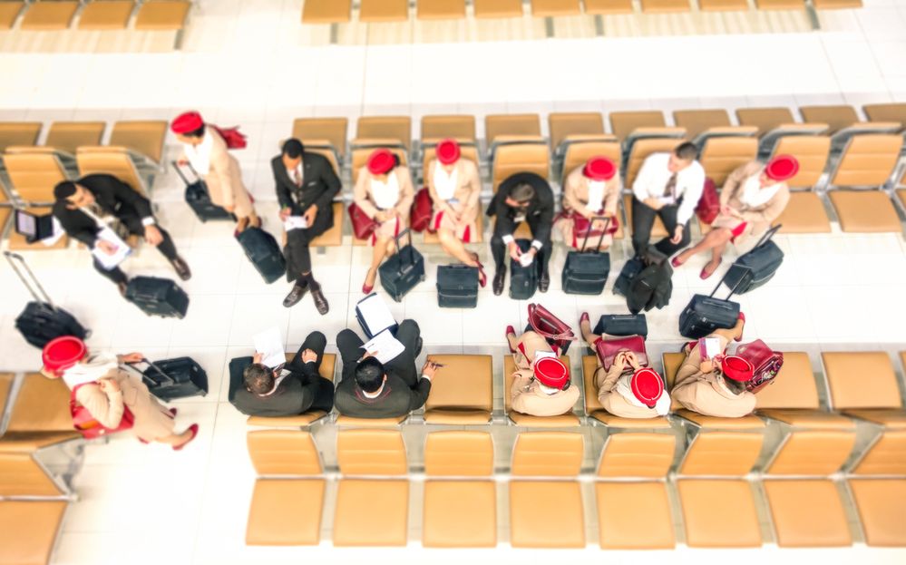 Rekrutacja do Emirates. Oferują 10 tys. zł na początek