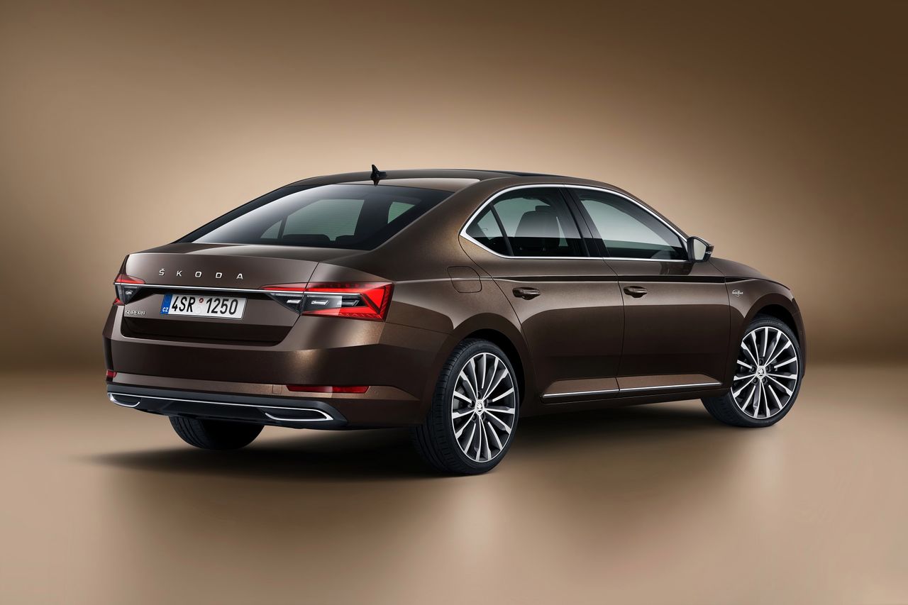 Skoda Superb po liftingu (2019) (fot. Skoda)