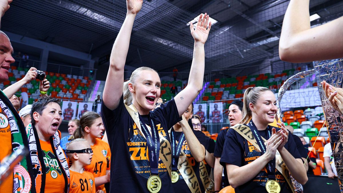 Materiały prasowe / KGHM MKS Zagłębie Lubin / Natalia Janas i Weronika Weber