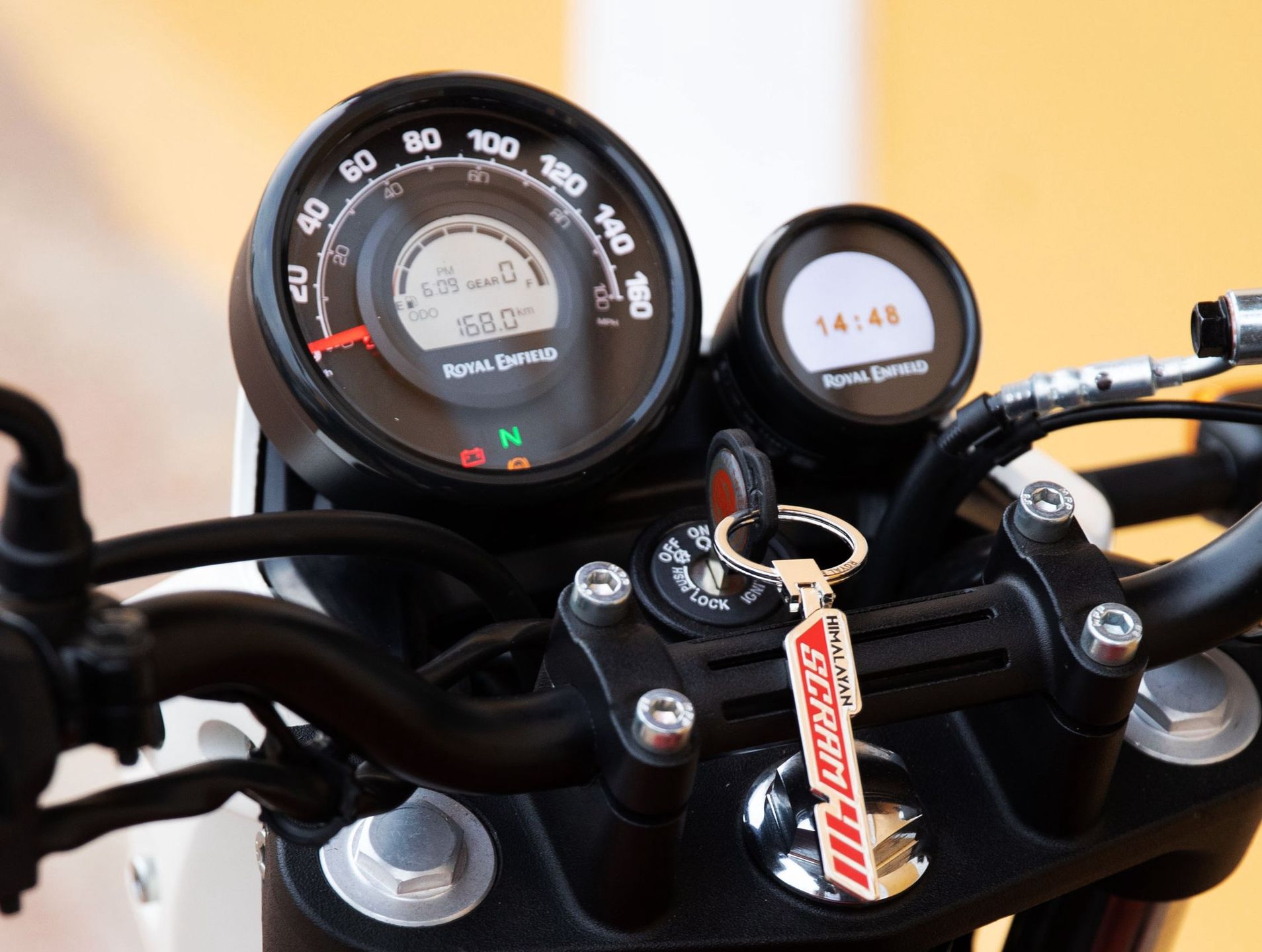 Royal Enfield Scram 411