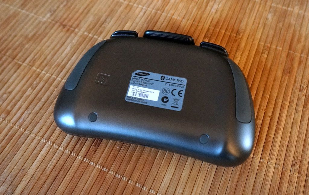 Samsung Gamepad w naszych rękach. Granie na telefonie wreszcie jest fajne. Tylko gier mało... 3