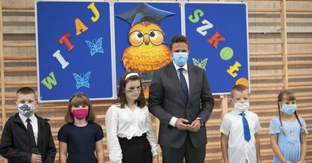 Warszawa. Otwarcie nowej szkoły podstawowej na Białołęce