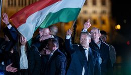 Historyczna zmiana na Węgrzech. Opozycja triumfuje w wyborach parlamentarnych