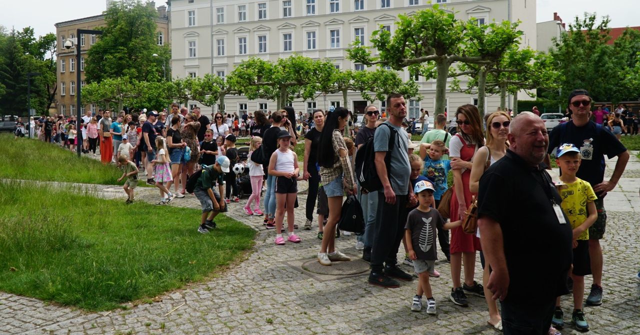 Radość i zabawa! Poznań świętuje Dzień Dziecka na sportowo. Ogromne kolejki i tłumy.