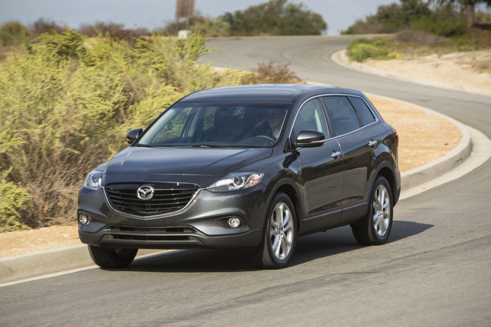 Odświeżona Mazda CX-9 na oficjalnych zdjęciach [galeria] 18