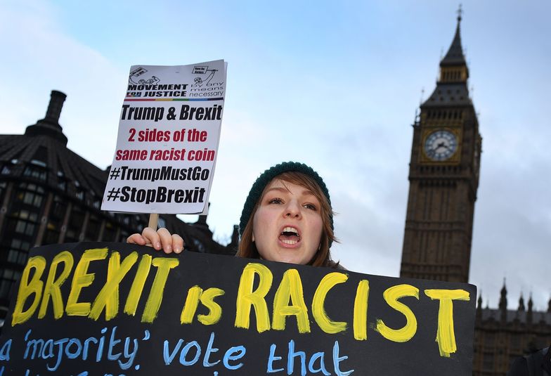 "Biała księga" Brexitu opublikowana. "Dokument niewiele mówi"