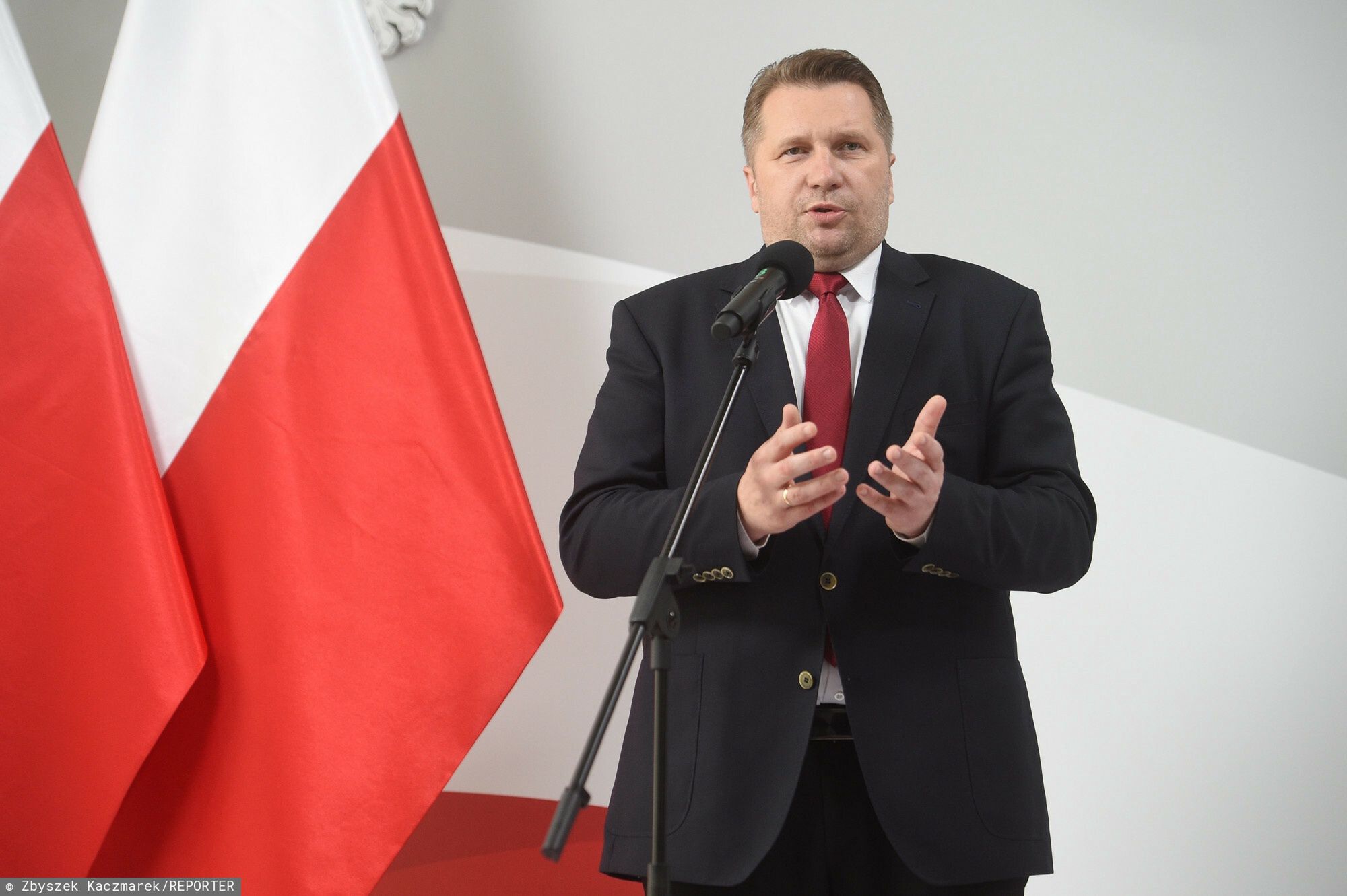 Jakub Lewandowski w mocnych słowach o polskich szkołach. Przemysław Czarnek już wezwał go na rozmowę