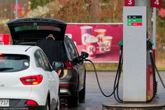 30 euro na tankowaniu. Niemcy oblegają polskie stacje