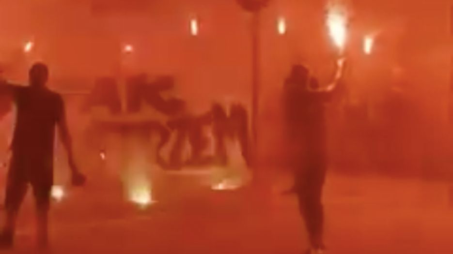 Facebook / Facebook/Lewandowski Team / Marcin Lewandowski został wyjątkowo przywitany po powrocie z igrzysk olimpijskich w Tokio.