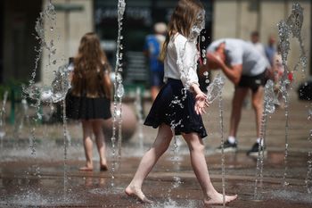Upały zmieniają turystykę. Nowy europejski trend to coolcation