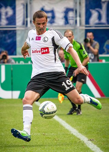 Na zdjęciu: Bartosz Bereszyński (fot: Wojtek Radwanski/EuroFootball)