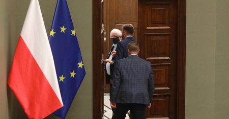Kontrowersyjne zachowanie Kaczyńskiego. Piotr Zgorzelski komentuje