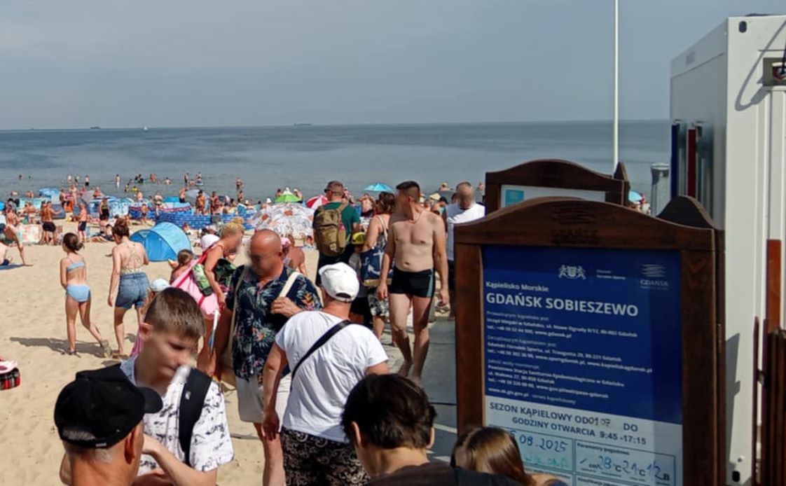 Tłumy ruszyły nad morze