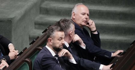 Polska go chce czy nie? Zamieszanie wokół nuklearnego parasola
