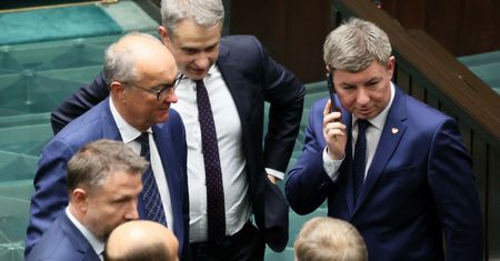 "Lex Tusk" do kosza? Nowy rząd podejmie decyzję. Znamy kulisy i stanowiska