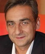 Robert Gonera w roli nietypowego zakonnika