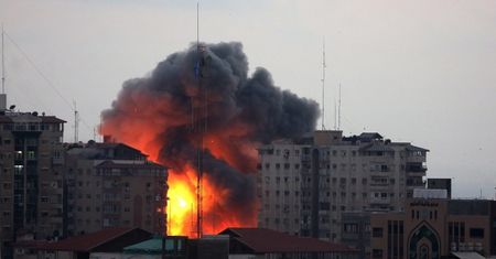 Wojna w Strefie Gazy. Trwają kolejne naloty