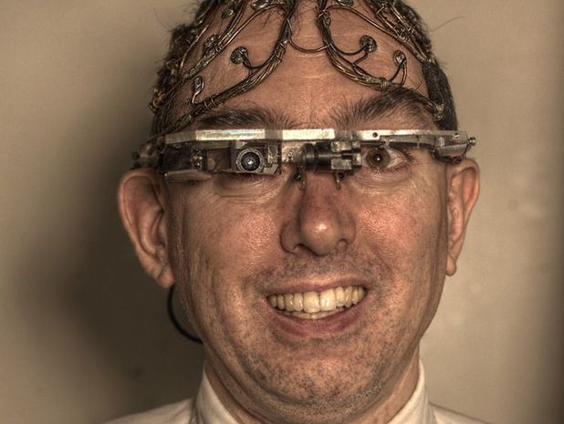 McDonald's nienawidzi cyborgów? Profesor Mann został napadnięty w restauracji