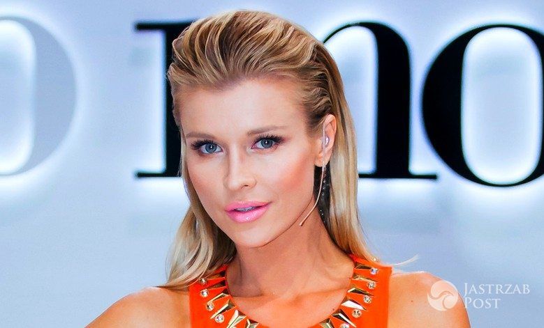 Joanna Krupa jak milion dolarów w ostatnim odcinku "Top Model". Jej kreacja pochodzi z kolekcji drogiej marki