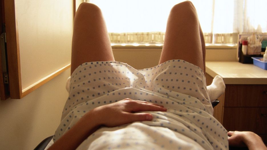 Jak często przeprowadzane jest cesarskie cięcie? Statystyki NFZ mogą zaskoczyć