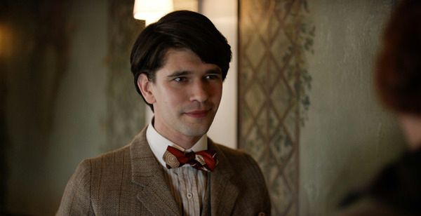 Ben Whishaw z Mary Poppins