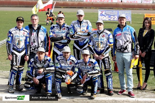 Drużyna Speedway Wandy Instal Kraków co kolejkę zapewnia kibicom solidną porcję emocji