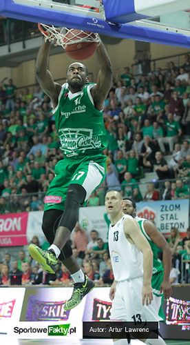 Czy działacze Stelmetu zatrzymają Eyengę na kolejny sezon?