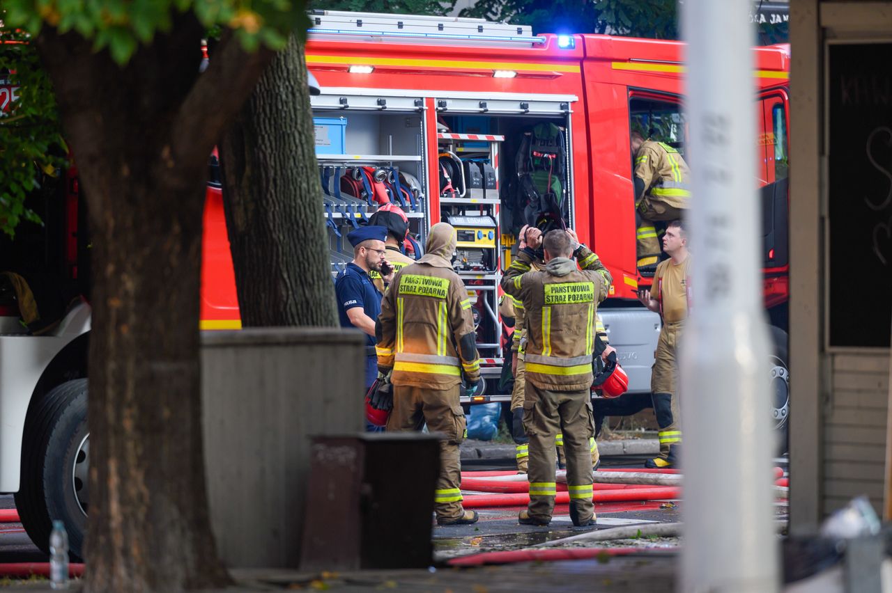 Poznań. Nie żyje dwóch strażaków poszukiwanych po akcji gaśniczej