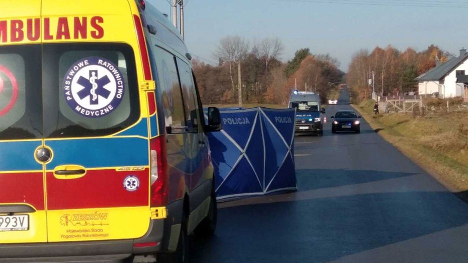 Tragiczny wypadek na Podkarpaciu. Auto nadjechało z tyłu 