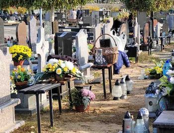 Zielona Góra: Apel policji przed weekendem na grobach