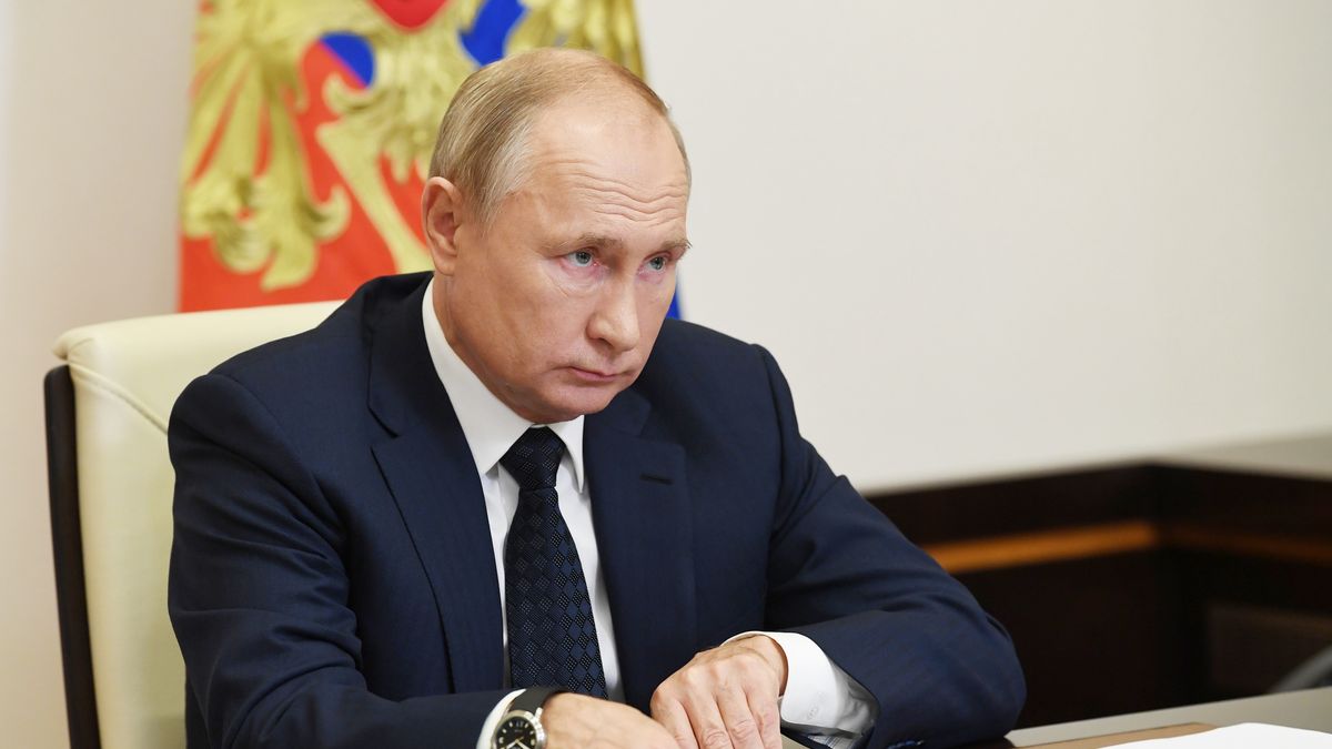 MOSCOW REGION, RUSSIA - OCTOBER 28, 2020: Russia's President Vladimir Putin holds a meeting with Russian ministers via video link from the Novo-Ogaryovo residence. Alexei Nikolsky/Russian Presidential Press and Information Office/TASS (Photo by Alexei Nikolsky\TASS via Getty Images)