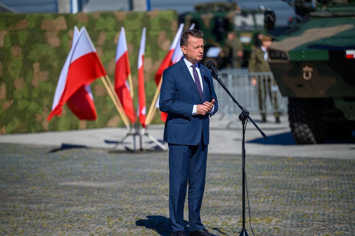Wicepremier, minister obrony narodowej Mariusz Błaszczak podpisał umowy na dostawy kolejnego sprzętu dla polskiego wojska.