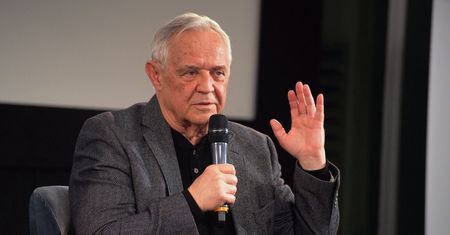 Tak Marek Kondrat wspomina braci Kaczyńskich. "Oni grali głównie w wojny"