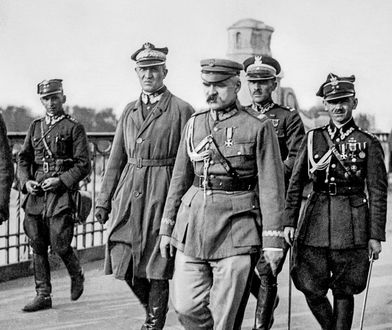 Piłsudski wpadł w panikę, nie wiedział co robić. W efekcie zginęło 400 Polaków