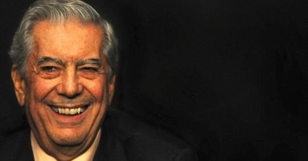 Mario Vargas Llosa skrytykował w Szanghaju władze Chin