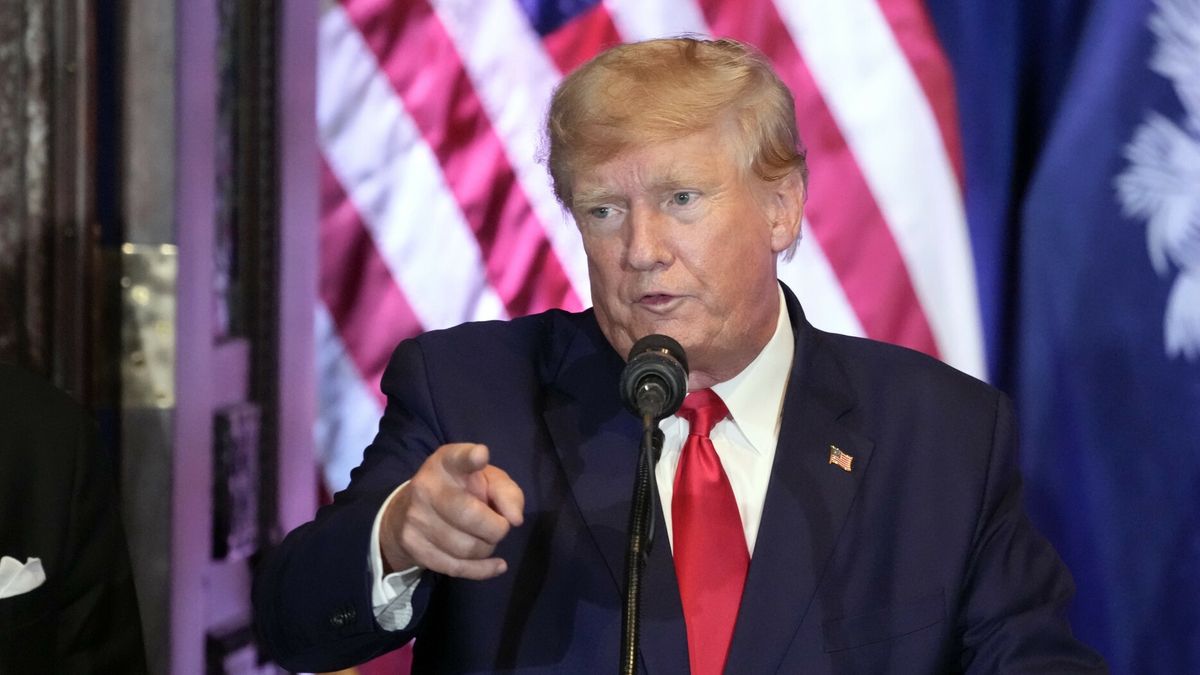 Donald Trump podczas kampanii wyborczej 2024Former President Donald Trump speaks at a campaign event at the South Carolina Statehouse, Saturday, Jan. 28, 2023, in Columbia, S.C. (AP Photo/Alex Brandon)Alex Brandon