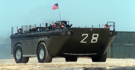 Ma 19 metrów długości i cztery potężne diesle. To największe 4x4 w historii US Army