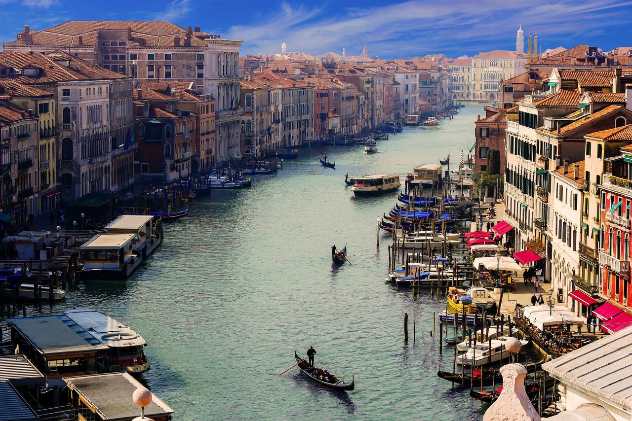Italy introduces strict laws to curb fake hotel reviews