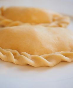 Pierogi z kapustą i grzybami. Przepis babci, który warto przetestować na Wigilię