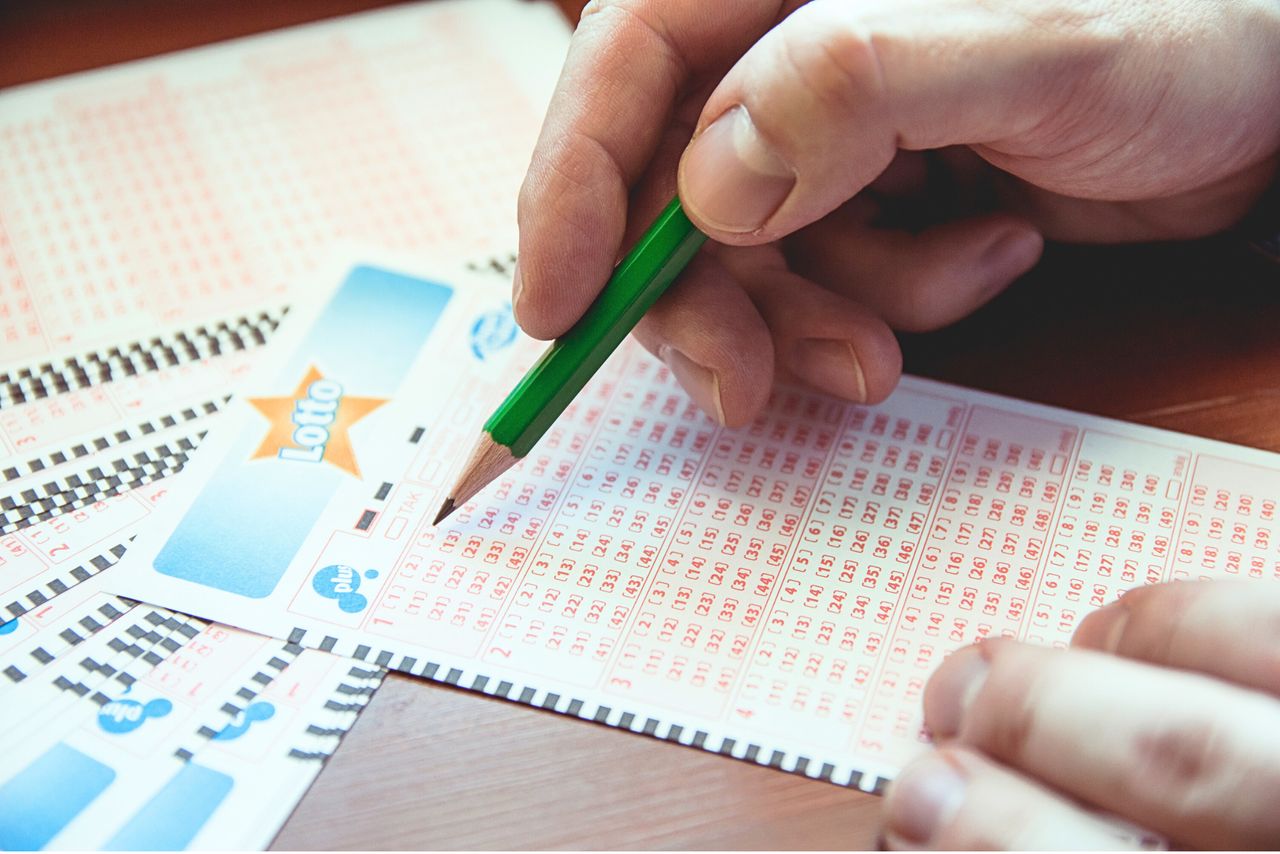 Mroczna strona Lotto. Narażeni szczególnie seniorzy