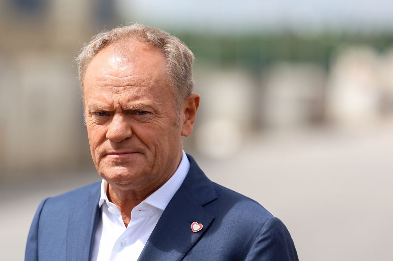 Tusk o przeszłości Nawrockiego. Wymienia nazwiska