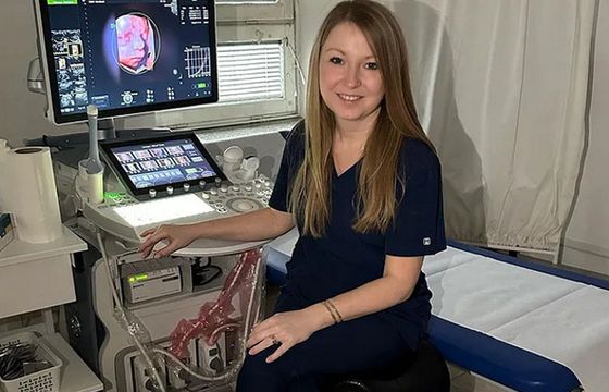 Mama Ginekolog pod lawiną krytyki za przyjmowanie znajomych poza kolejnością. Koniec jej kariery influencerskiej?